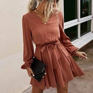 SHEIN Long Sleeve Flowy Dress with Belt